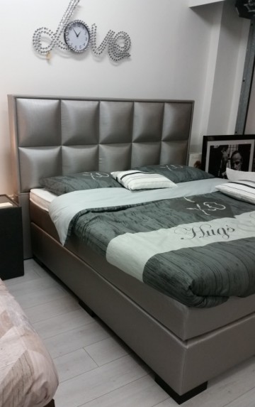Boxspring king complete set1