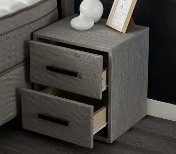 Boxspring wenen nachtkast open