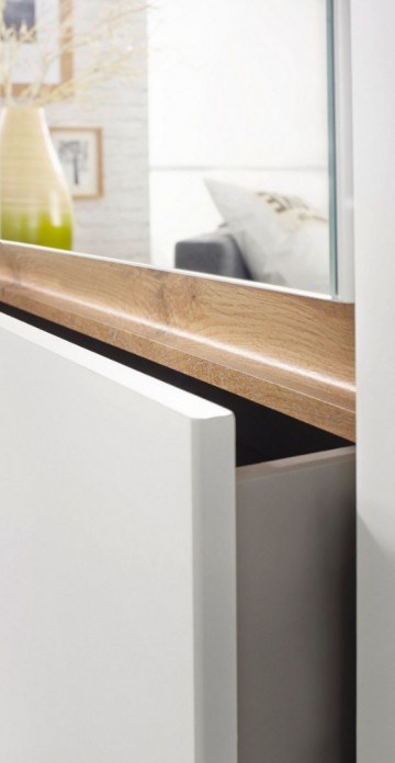 Laden main kledingkast 0